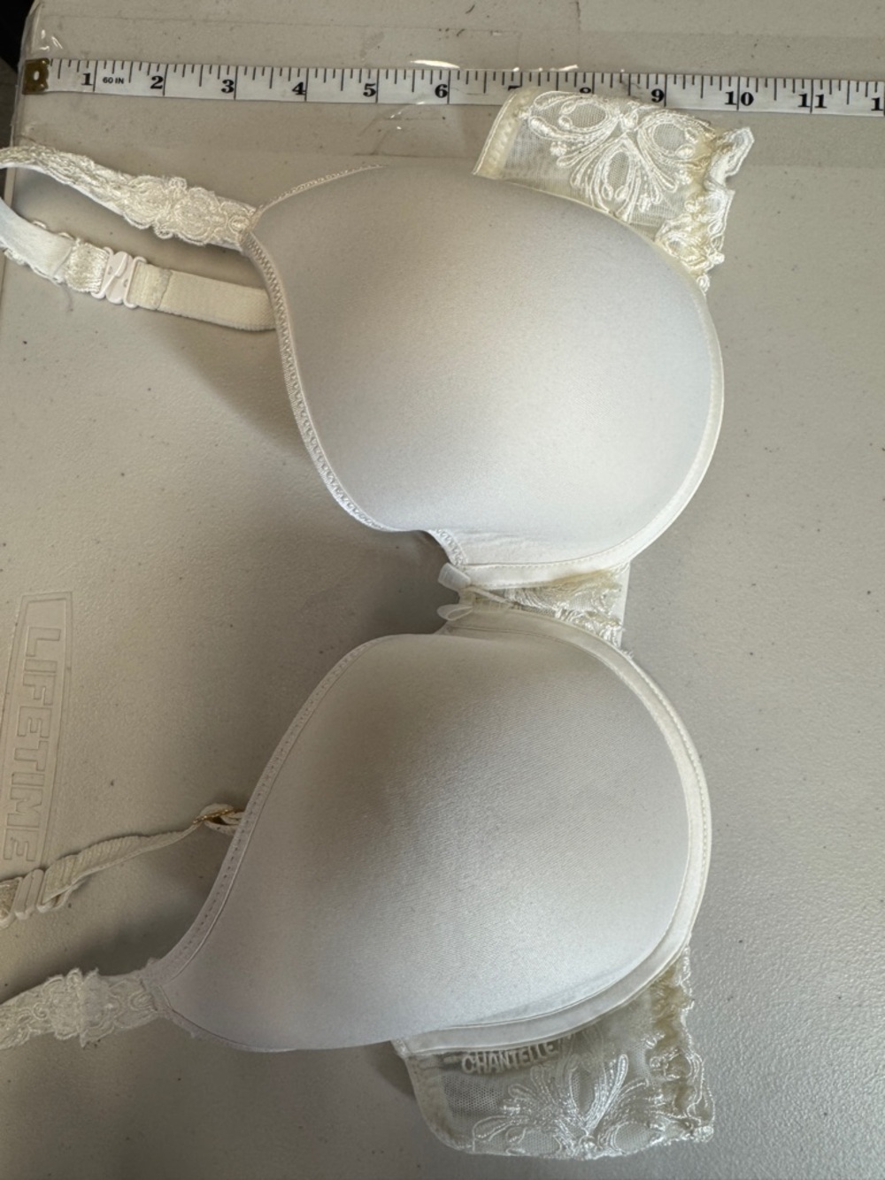 Chantelle White Lace Bra Molded Cups Underwire Full Coverage Feminine - Picture 15 of 16
